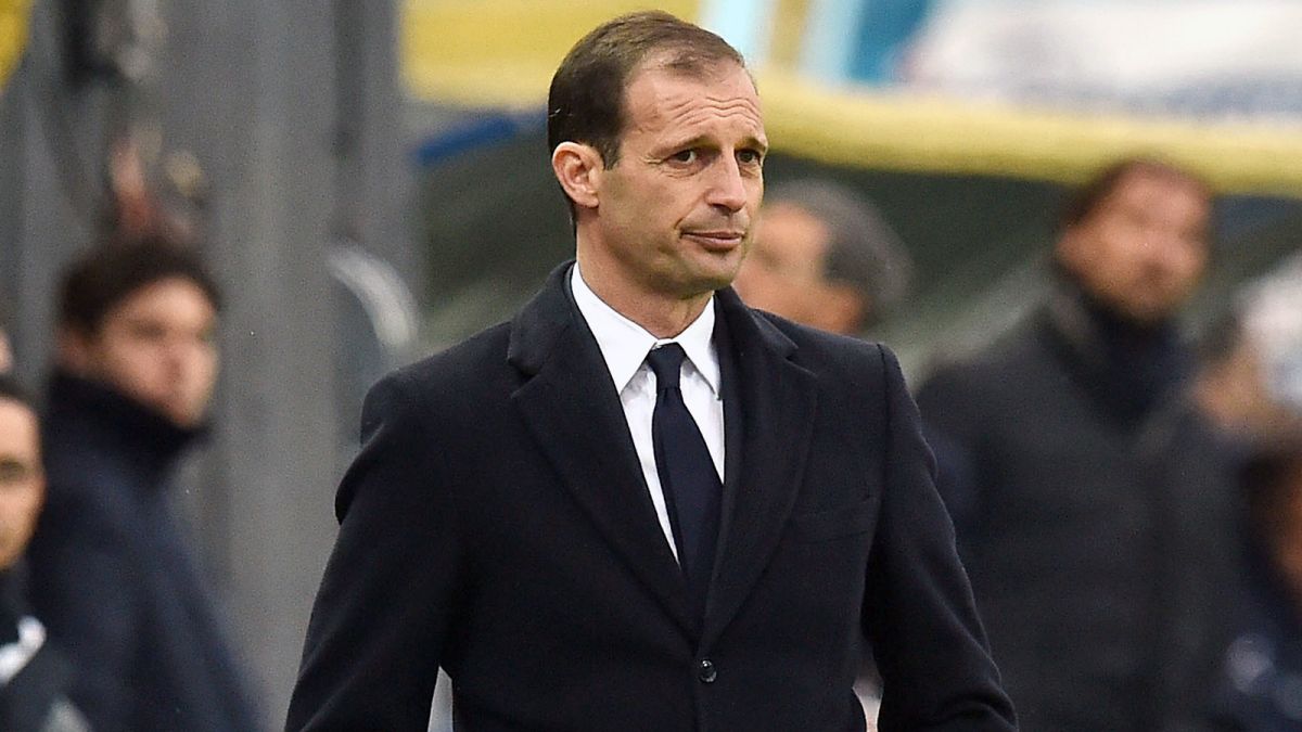 Tak Mau Bahas Matuidi, Allegri Fokus Hadapi Lazio