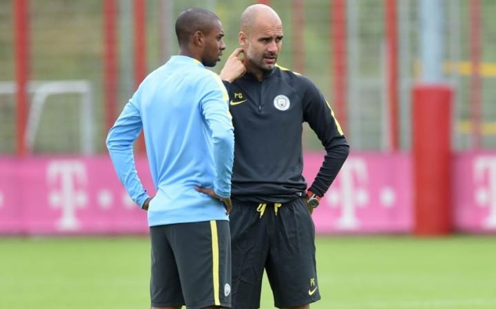 Guardiola Ingin Punya Tiga Fernandinho