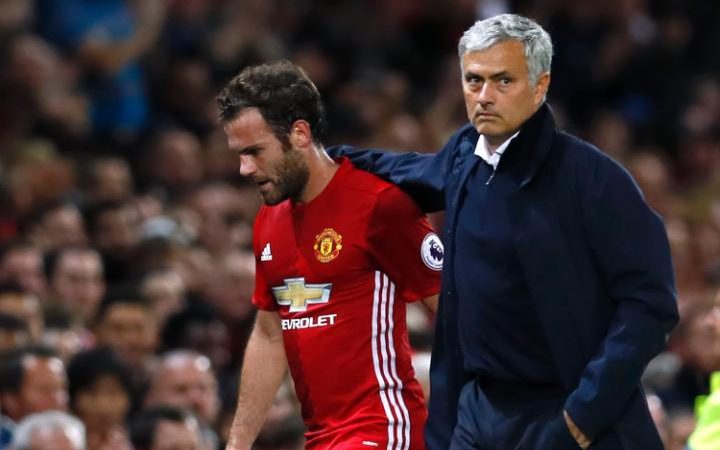 Mata Bahagia di MU Bersama Mourinho