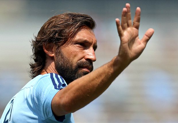 Pirlo Umumkan Gantung Sepatu