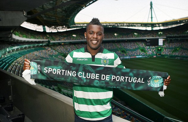 Sporting Lisbon Resmi Pinjam Striker Arsenal