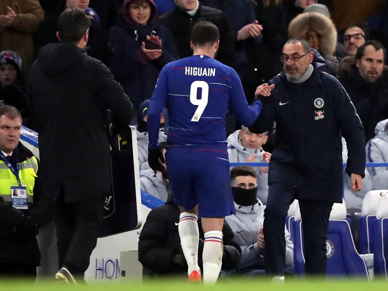 Higuain Lempar Botol, Ini Penjelasan Sarri