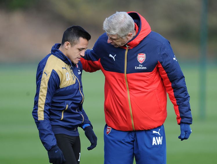 Wenger Berharap Sanchez Bertahan