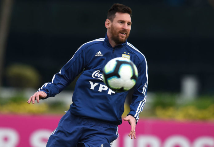 Tak Lagi Muda, Messi Kesulitan Menangkan Pertandingan Sendirian