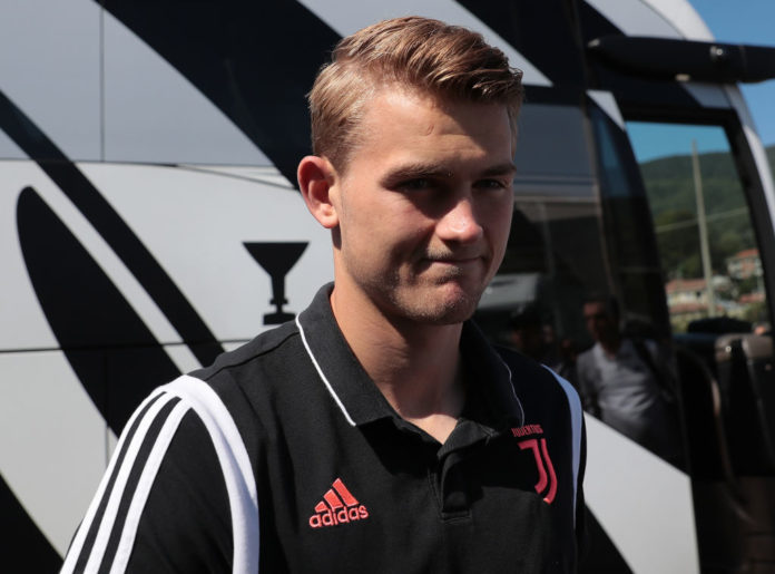 Hanya Jadi Cadangan, De Ligt Kecewa Berat 