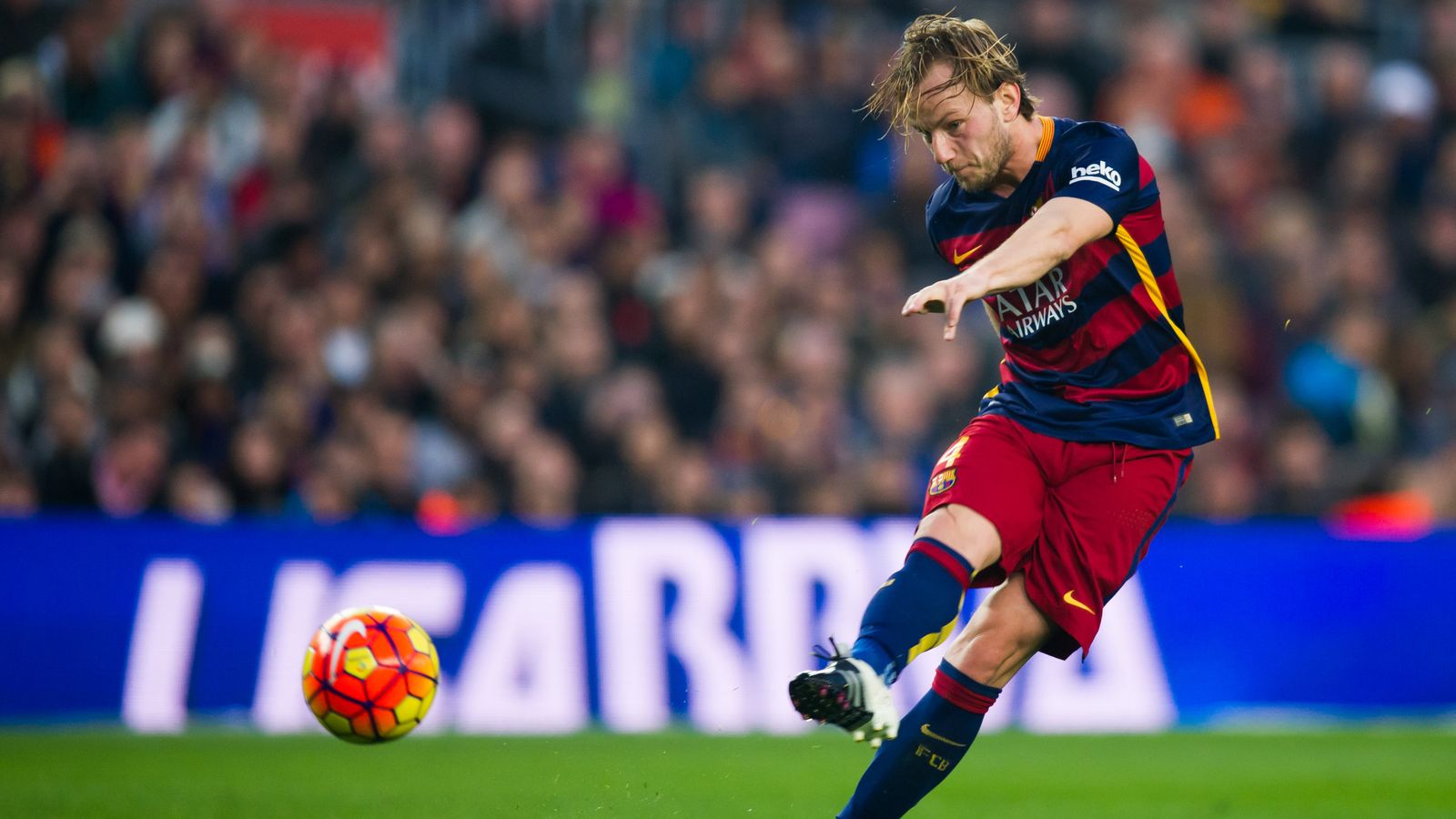 Rakitic: Barca Harus Bermain Sempurna