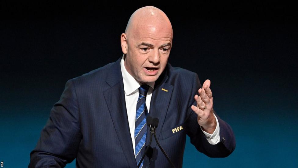 Gianni Infantino 3 Periode di FIFA?