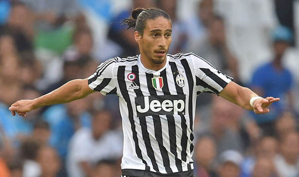 Caceres Tolak Milan