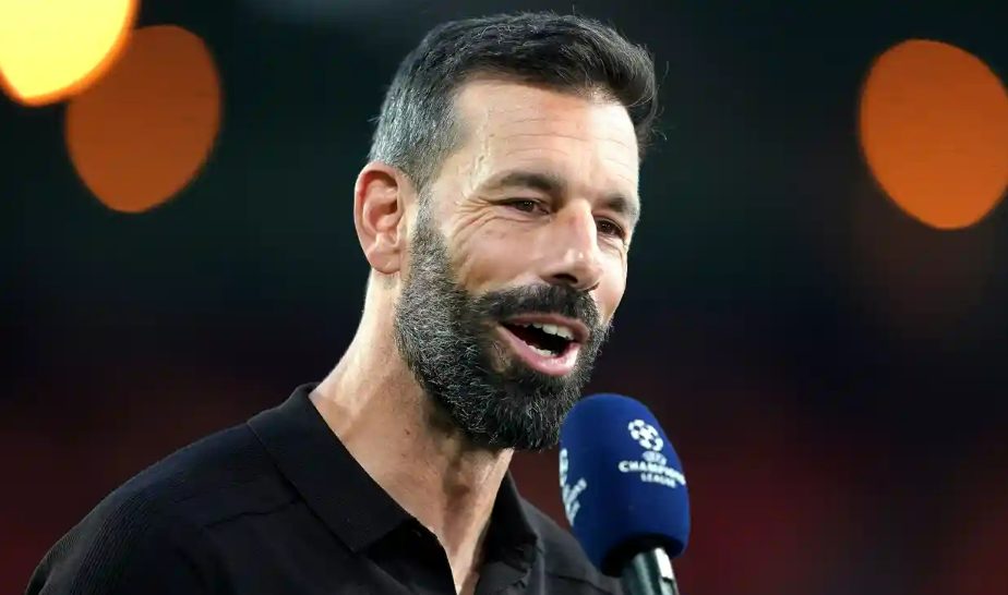  Ruud van Nistelrooy Resign dari PSV