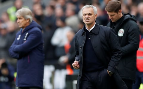 Mourinho Datang Spurs Menang