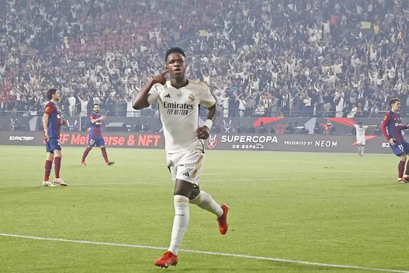 Vinicius Jr. Hatrick ke Gawang Barca, Madrid Gondol Super Spanyol