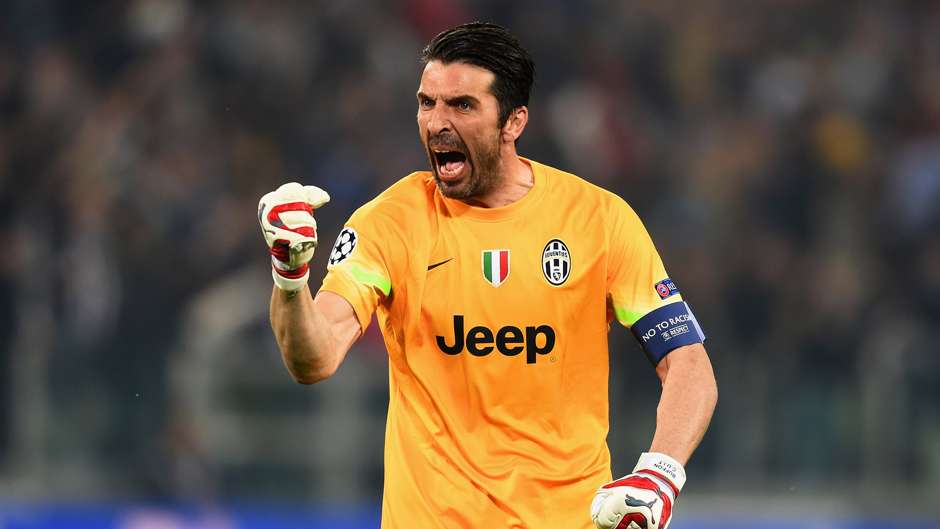 Buffon Kiper Terbaik UCL versi Fans