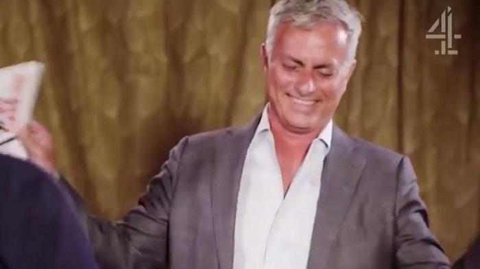 Ternyata, Mourinho Pandai Melawak