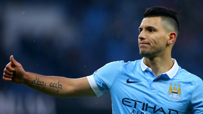 Aguero: Saya Tidak Bersaing dengan Ibra