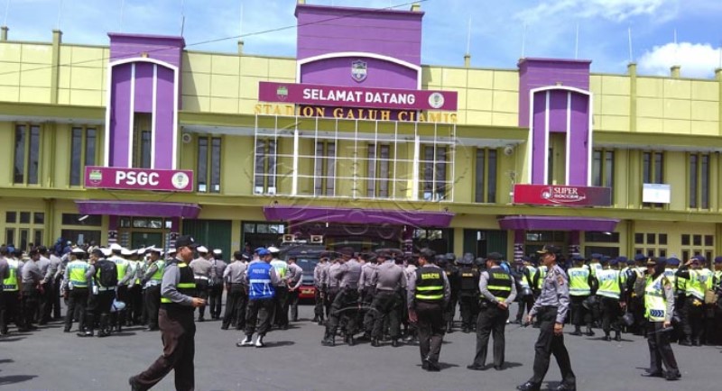 Resmi Persib Jamu Arema Cronus di Galuh Ciamis  