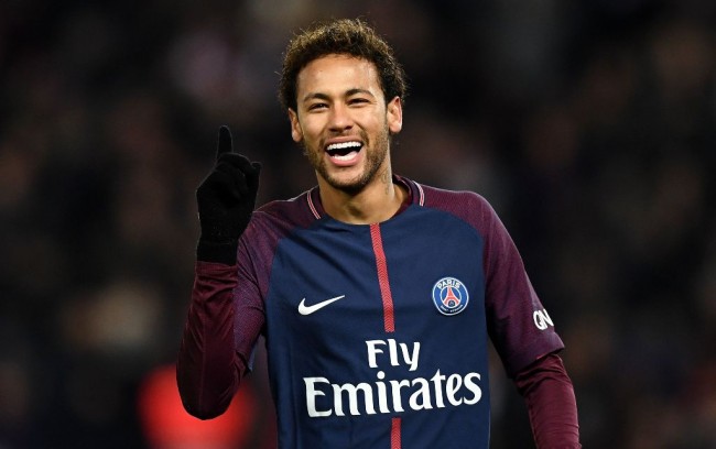 Neymar Tegaskan Tetap di PSG