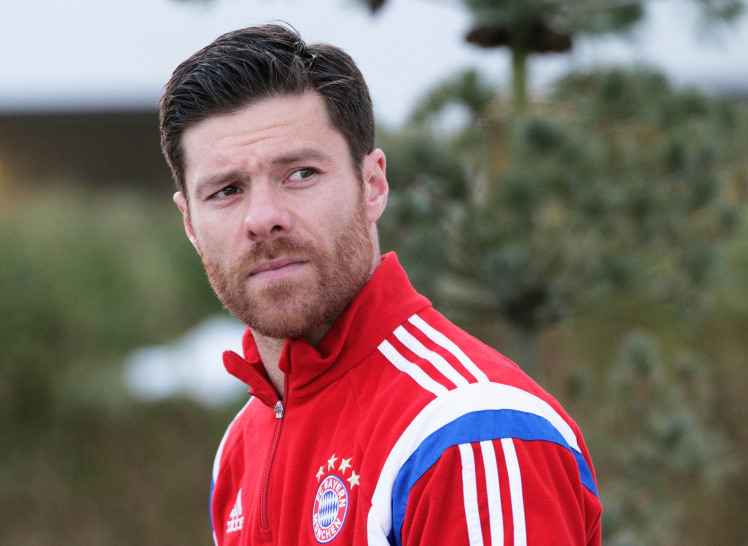 Xabi Alonso 'Gantung Sepatu' Akhir Musim 